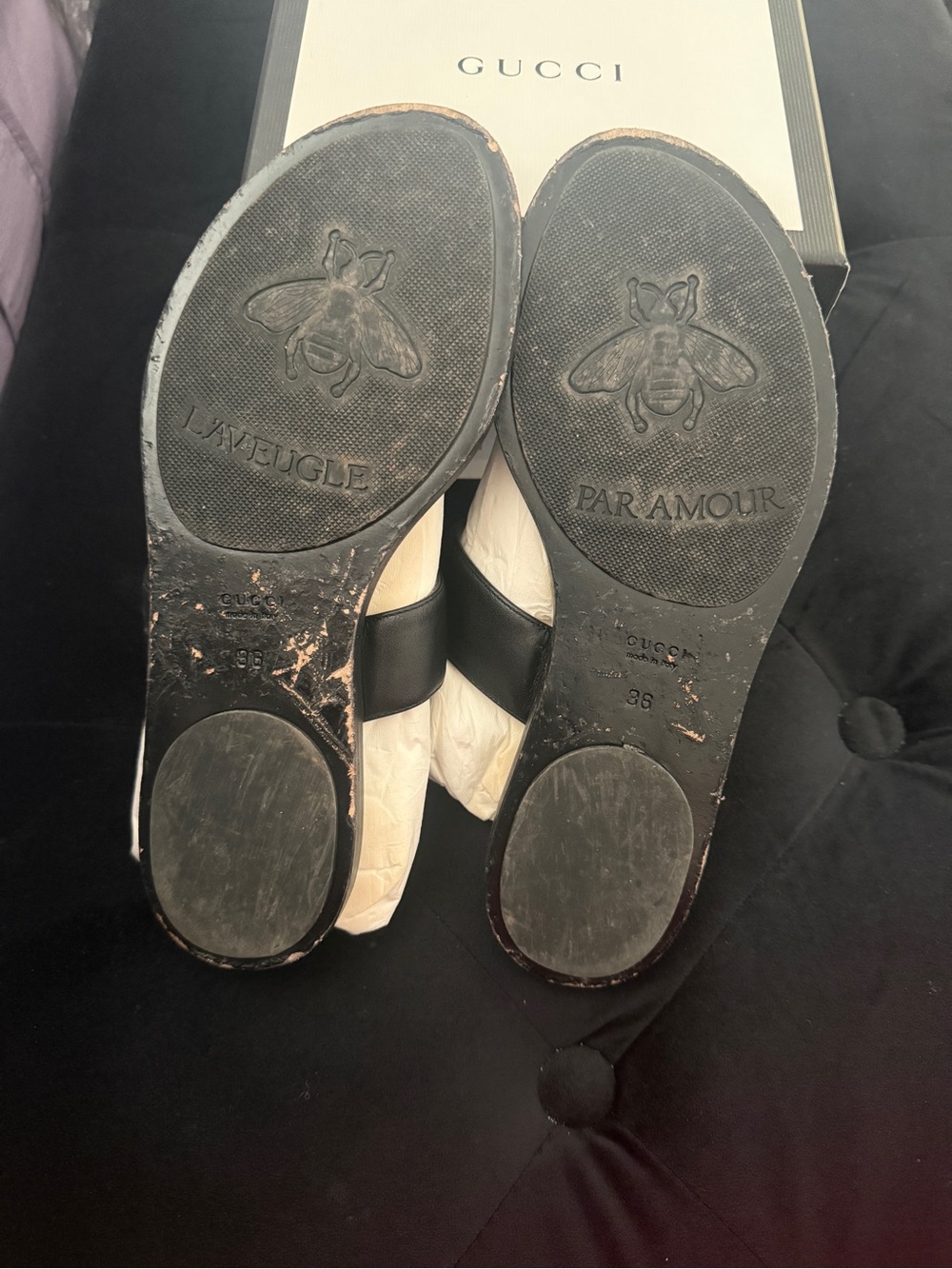 Gucci Black Leather Thong Sandals with Gold Double G - Picture 2 of 4